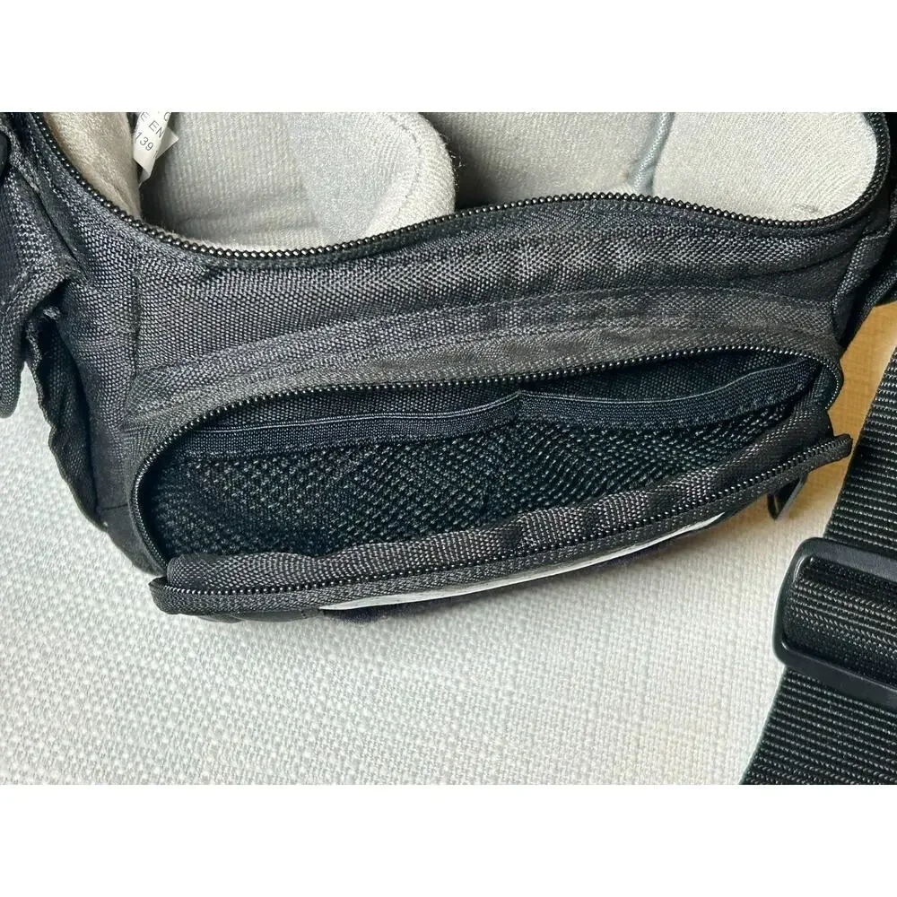 Lowepro Edit 110 Small Black Padded Camera/Camcorder Bag w/ Shoulder Strap